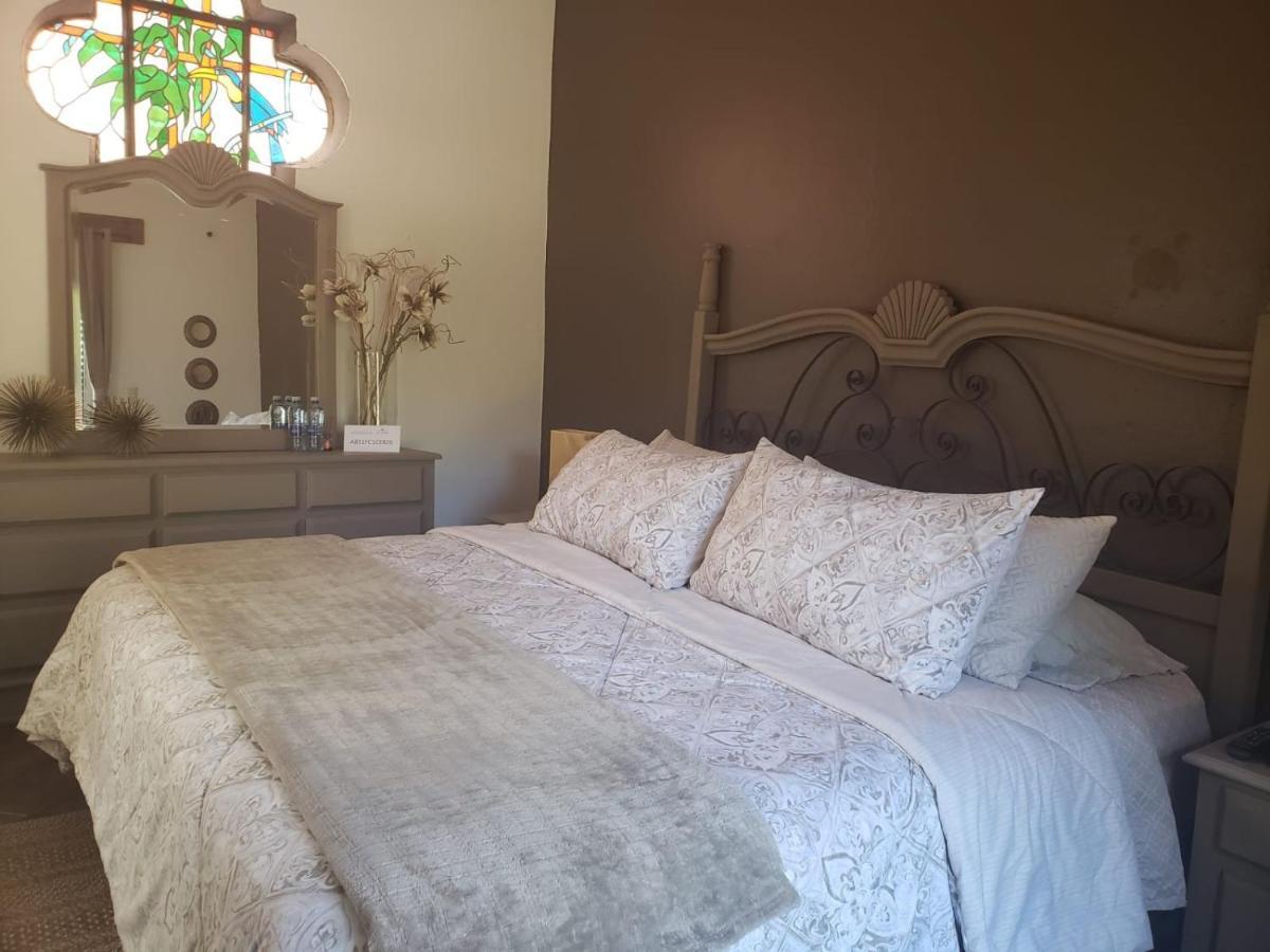 Tres Fuentes Boutique