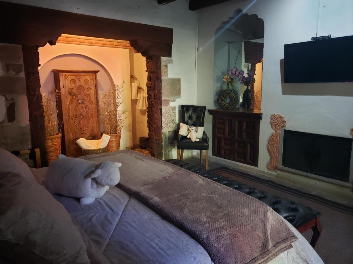 Tres Fuentes Boutique